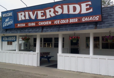Riverside Pizza